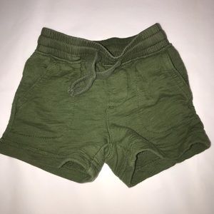 Unisex 3 months Carter’s shorts